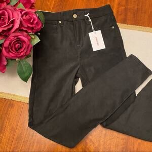 Good American Good Legs Suede-Like pants in black NWT